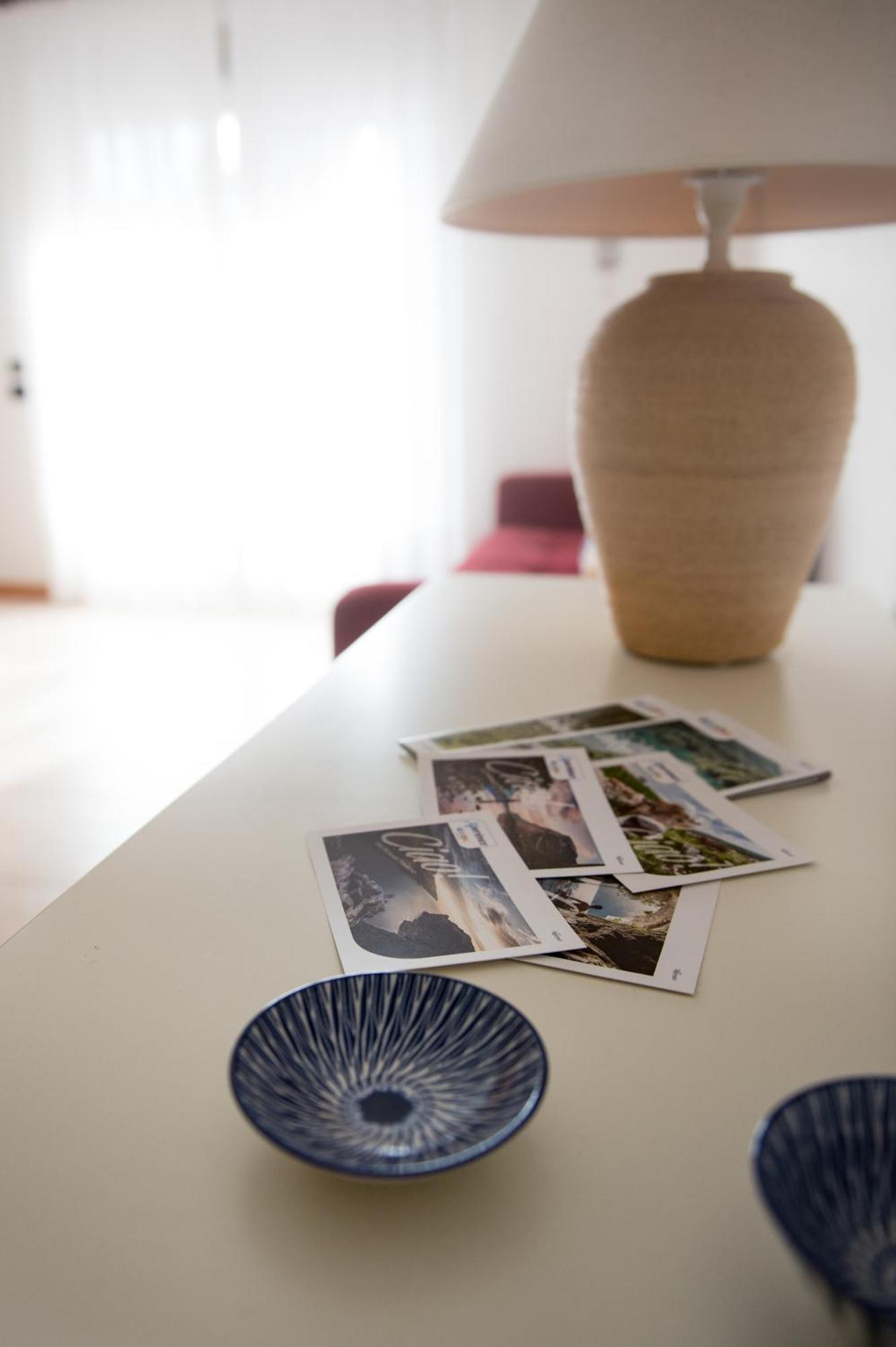 Appartamento Peler13 Con Balcone E Parcheggio ริวาเดลการ์ดา ภายนอก รูปภาพ